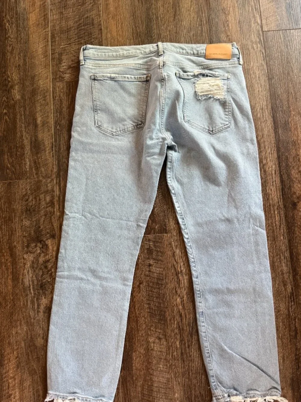 Citizens of Humanity Emerson Slim Boyfriend Jeans Size 29 Light Wash Distressed - Picture 7 of 12